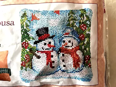 MR & MRS SNOWMAN Latch Hook Zipped Cushion Kit 17 X17  - Veirousa Y895 Christmas • £25