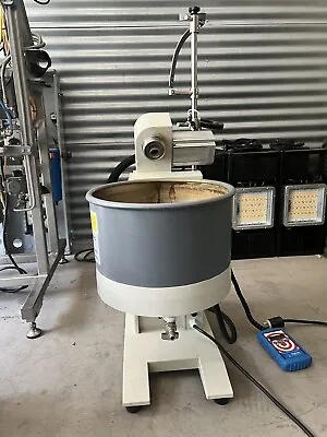 $5000 • Buy Ai 5L SolventVap With Polyscience Chiller And Vacuubrand Dry Vacuum Pump