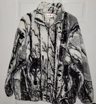 Vintage For Seasons Outerwear Wolf Forest All Over Print Fleece Jacket Size L • $49.95