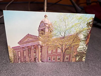 Mercer County Courthouse Pennsylvania Postcard￼￼ • $8.49