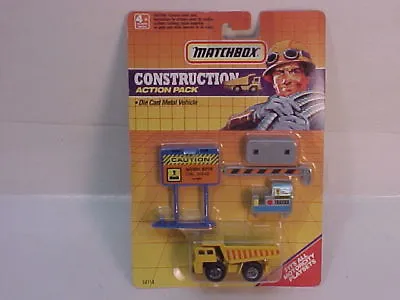 Matchbox Superfast Construction Action Pack With Dump Truck & Accessories New • $9.99