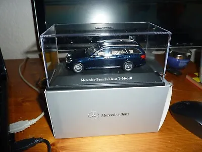 Kyosho 1:43 Car Mercedes MB E-class T Model CANVASIT BLUE METALLIC. MINT BOXED • £59.99