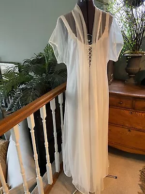 Vtg VAL MODE Lingerie White Sheer Peignoir Set Nylon/lace Robe & Gown Bridal LG • $75