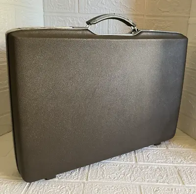 Royal Traveller Hard Shell Brown Slim Briefcase 18  X 12 1/2  X 3 1/4  Vintage • $24.99