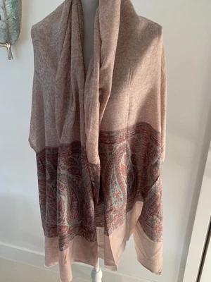 £18.99 • Buy Pure Cashmere Beige Fine Shawl New