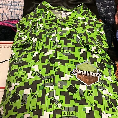 Minecraft Button Up Shirt Size 12 NWT  Creeper  • $18