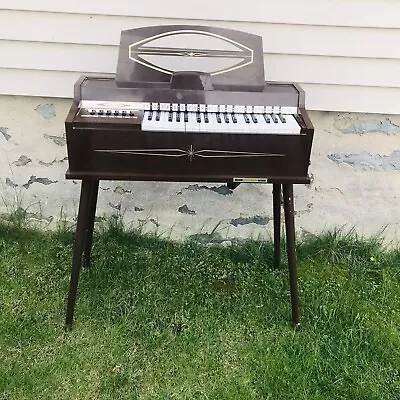 Vintage Magnus Electric Chord Organ Model 605-P W/ Legs Made In USA - Tested • $149.95