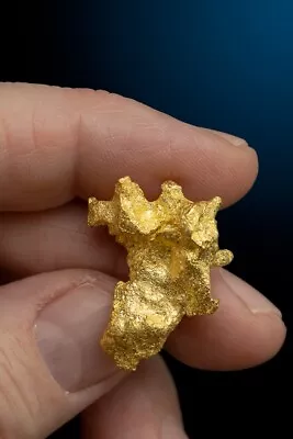 Unusual Formation - Beautiful Australian Natural Gold Nugget - 28.43 Grams • $3359