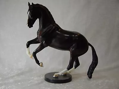 Breyer Valegro Traditional Size • $53.67