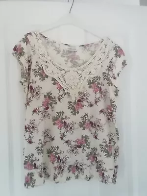 Ladies Pretty Summer Cap Sleeve Floral Top Size 10 Excellent Condition • £2.75