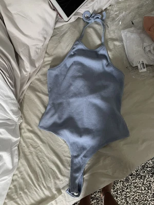 £4.50 • Buy 3 Pack Of Halter Neck Bodysuits 8