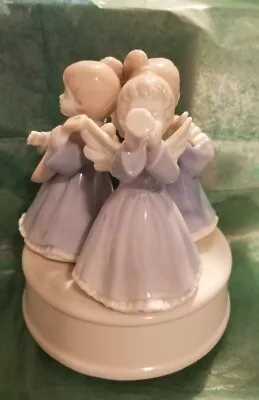 Vintage 3 Angel Porcelain Music Box Plays  When You Wish Upon A Star .  AP9 • $35.50