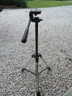 Velbon Videomate 300 Adjustable Camera Tripod Light Weight Portable • $24.99