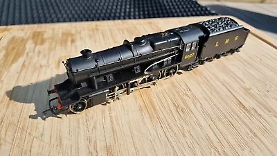 £69.95 • Buy HORNBY 00 GAUGE  LMS BLACK 2-8-0 CLASS 8F LOCOMOTIVE 8027 Tender Drive Runs Mint