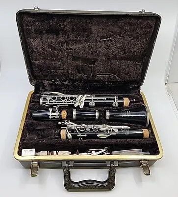 Vintage Selmer Bundy Resonite 577 Clarinet With Case • $165