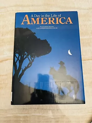 A Day In The Life Of America Photographed By 200 Of The World's Lea 1986 • $40