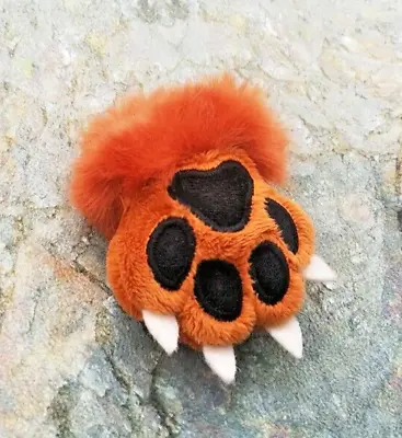 Naruto Kitsune Nine-tailed Fox KURAMA Paw Keychain ~ Faux Fur Accessory • £19.28