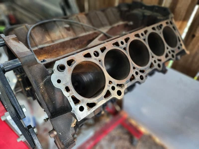 $50 • Buy V10 6.8 Engine Block