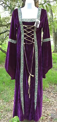 Medeival Fair Renaissance Lady Purple Velvet Embroidery Ribbon Gown S/M  NWT • $24.88