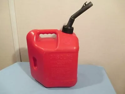 Blitz 2 Gallon 8 Oz Gas Can #50810 • $19.88