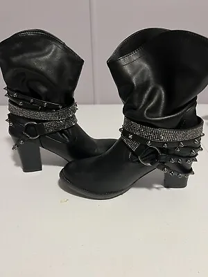 Gothic Womens Faux Leather Rhinestone Buckle Boots Block Heels Shoes Size 5 1/2 • $17