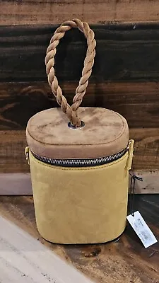 New Who What Wear Bucket Crossbody Removable Chain Strap Zip Closure Sage Brown • $16.99