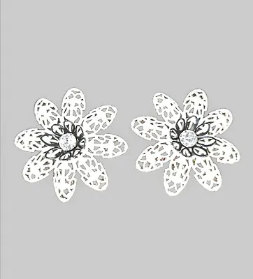£19.58 • Buy Pair Of 1960s Flower Clip On Earrings Black White Diamond Rhinestone Mod Vintage