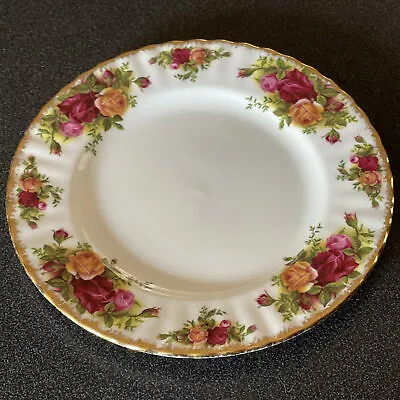 Ore Royal Albert Old Country Roses Gold Trim China 8 1/4” Salad Plate • $9.90