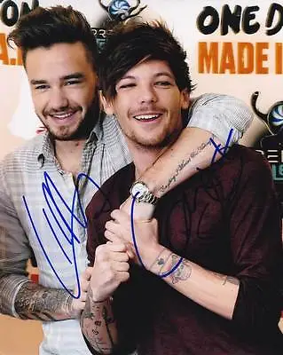 One Direction In-person AUTHENTIC Autographed Group Photo By 2 COA SHA #91730 • £188.20