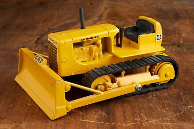 Vintage Ertl Caterpillar D-6 Crawler/dozer  1/24 Scale • $145