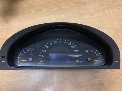 OEM Mercedes W463 G500 Instrument Cluster Speedometer A4635400311 Km/H • $799