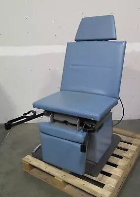 R192586 Midmark Ritter Exam Table Model 119 W/ Foot Pedal • $500