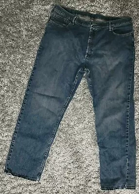 Wrangler Jeans Men's Relaxed Fit Blue Denim Size 42x32 • $17