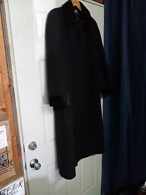 $69 • Buy Vintage JAD 100%  Wool Coat With Cheetah Fur Collar And Cuffs Size 10