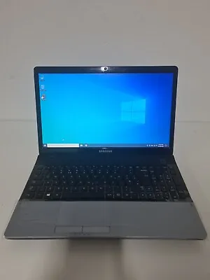 Samsung NP300E5A 15.6  I3-2350M 2.30Ghz Cpu 8Gb Ram Win 10 Pro • £150