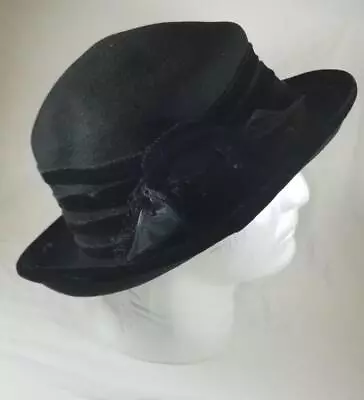 Amanda Smith Wool Velvet Black Italian Italy Cloche Hat Bow Ribbon One Size • $24.97