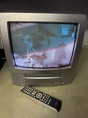 $139.99 • Buy TOSHIBA MV13Q41 13-Inch TV/VCR Combo W/ Remote VHS Retro Gaming  *Tested* Works