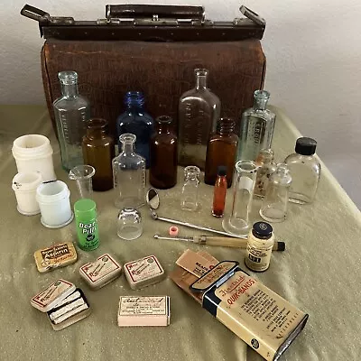 Antique Doctor's Bag Brown Alligator/Croc With Medical Supplies And Bottles Old! • $250