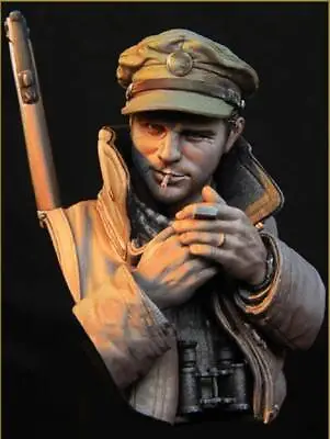 1/10 BUST Resin Model Kit British Soldier Shooter WW2 Unpainted • £22.56