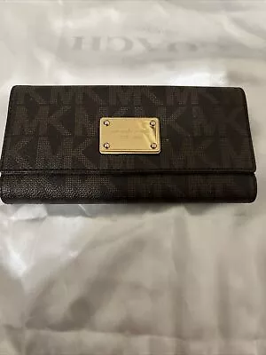 Michael Kors Jet Set Travel Signature Wallet – Brown • $35