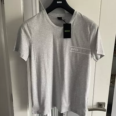 100% GENUINE HUGO BOSS  T-SHIRT Rrp£50-£75.GREY/WHITESIZE-MEDIUM • £29.99