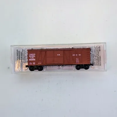 Micro-Trains 29070 N Scale 40' Outside-Braced Box Car 1 1/2 Door - CN # 582596 • $34.80