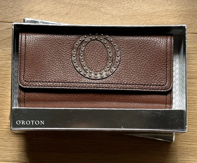$95 • Buy Oroton Hall Slim Cedar Leather Clutch Wallet