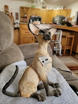 A Breed Apart Sassy 70406 The Siamese Cat Figurine 2002 • $32.99