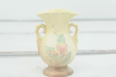 Vintage 1947-48 Hull Art Pottery USA Magnolia Pattern Pottery Vase Matte Yellow  • £27