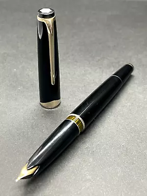 [Very Good] MONTBLANC No.14 BlackGT Vintage PistonFiller Fountain Pen 18C 750/EF • $180