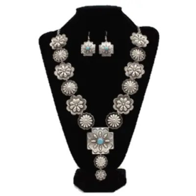 M&F® Ladies Floral Conchos Pendant Jewelry Set 30460 • $33