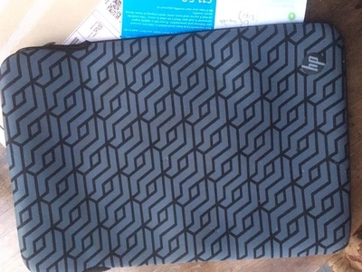 £4.99 • Buy HP Laptop Case 15 Inch (38cm) By 27 Cm