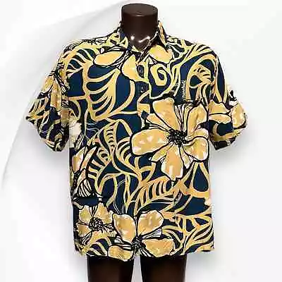 Manuhealii Hawaiian Aloha Shirt Floral Print Size Large Rayon • $69.70
