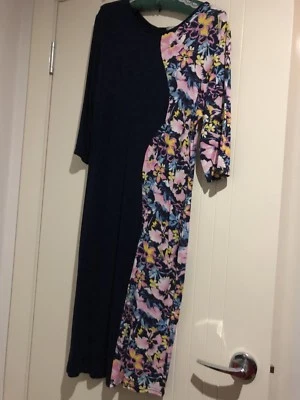 $20 • Buy Navy Bodycon Dress